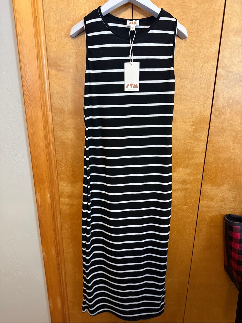 Black & White Striped Sleeveless Maxi Dress Size Large